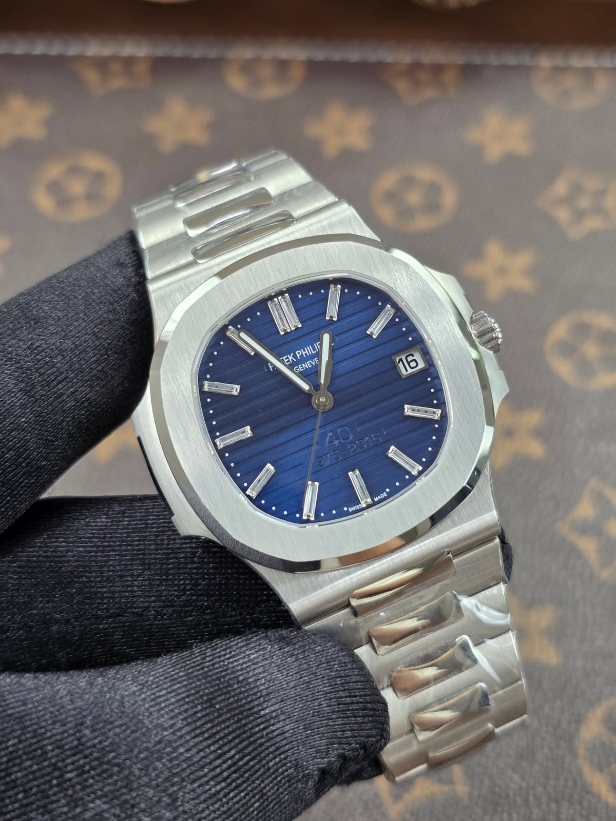 CW 5711/1P 40th Anniversary Edition Platinum 950