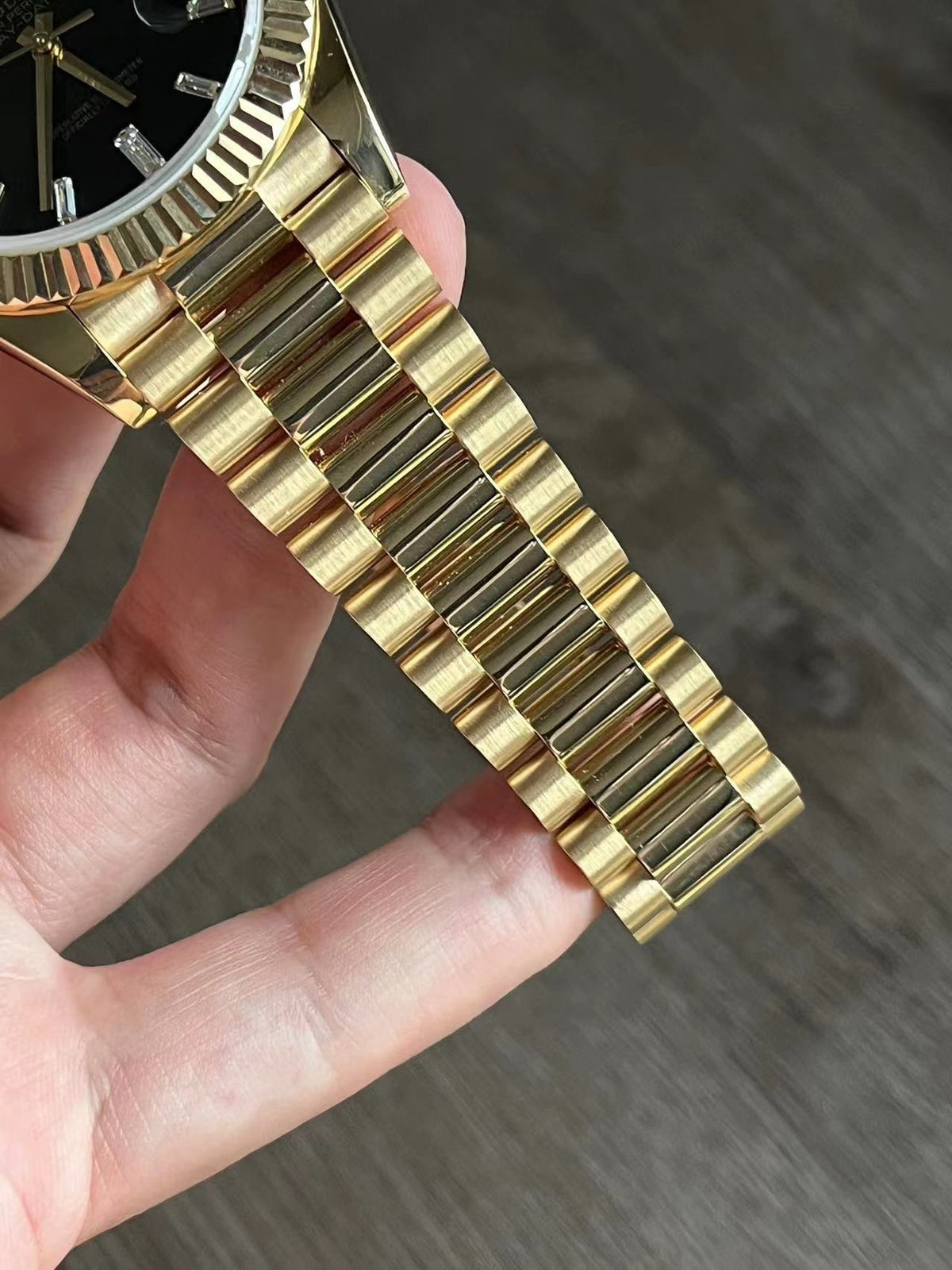 CW Day-Date 228238 Yellow Gold Black Dial