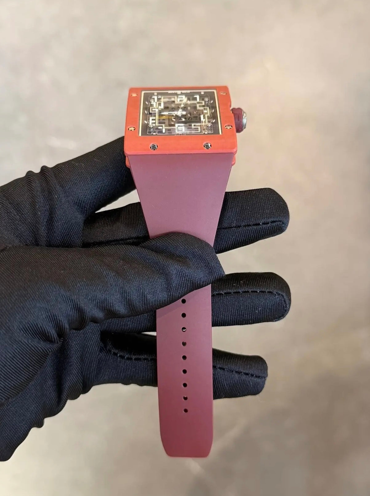 RM 16-04 Red Carbon Fiber