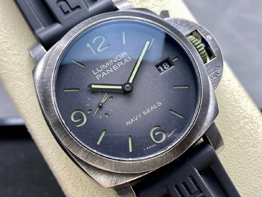 Luminor PAM01412