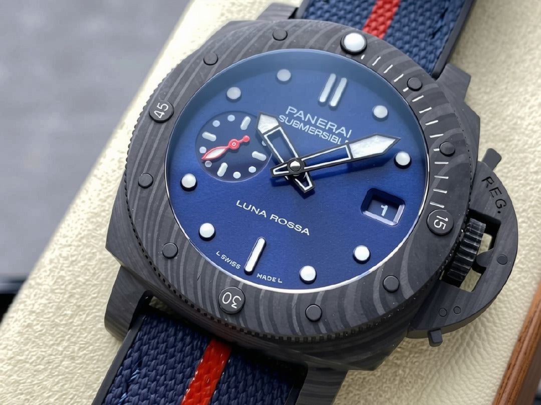 Submersible Luna Rossa Carbotech PAM01563