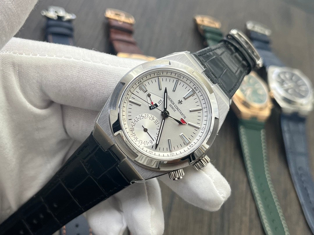 VC 7900V/110A-B333 Silver Dial Stainless Steel