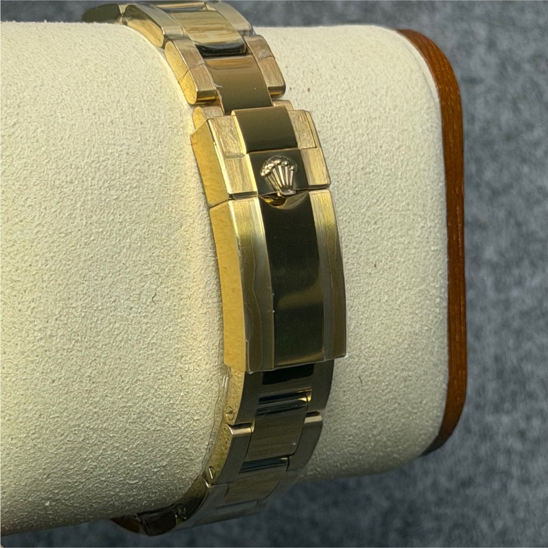 Daytona 126529 18k Yellow Gold Plated Lemans 4132 Movement CBD