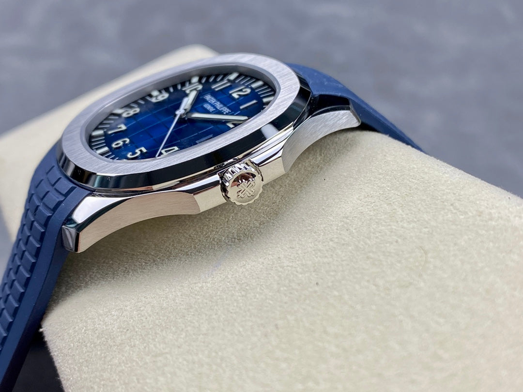 Aquanaut 5168G-001 Blue 18k White Gold Plated 42mm