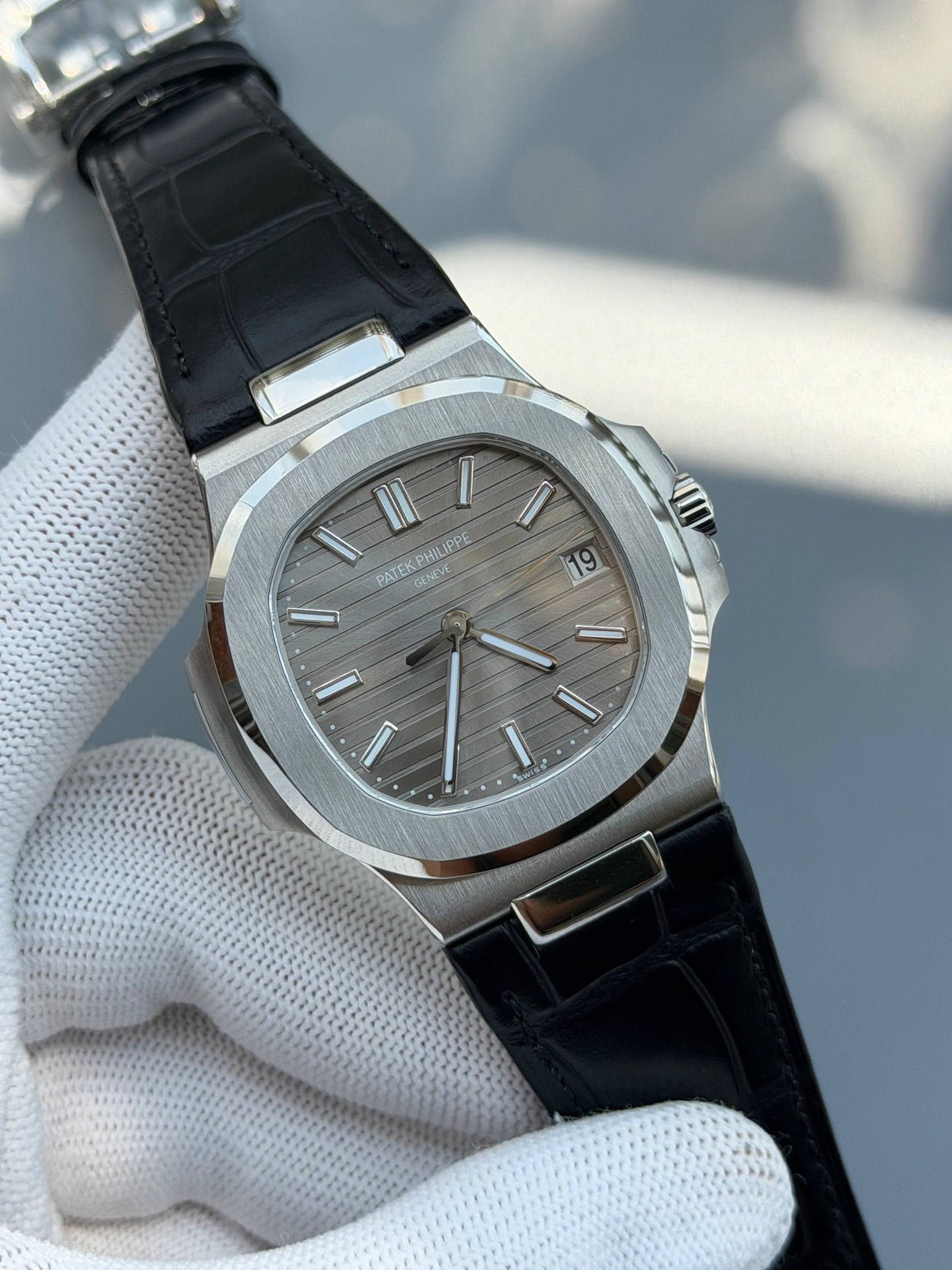 Nautilus 5711 WG Gray