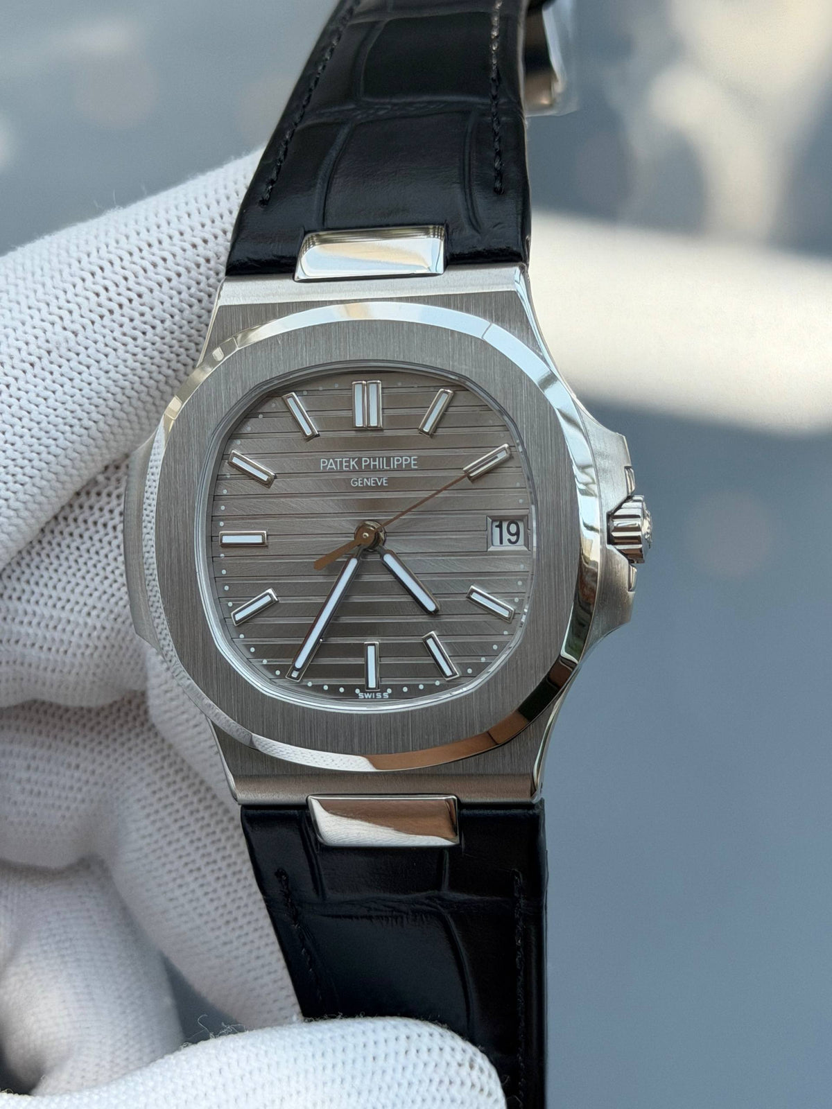 Nautilus 5711 WG Gray