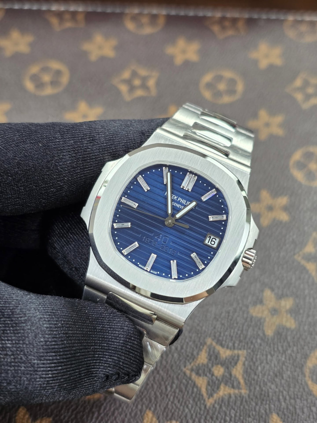 CW 5711/1P 40th Anniversary Edition Platinum 950