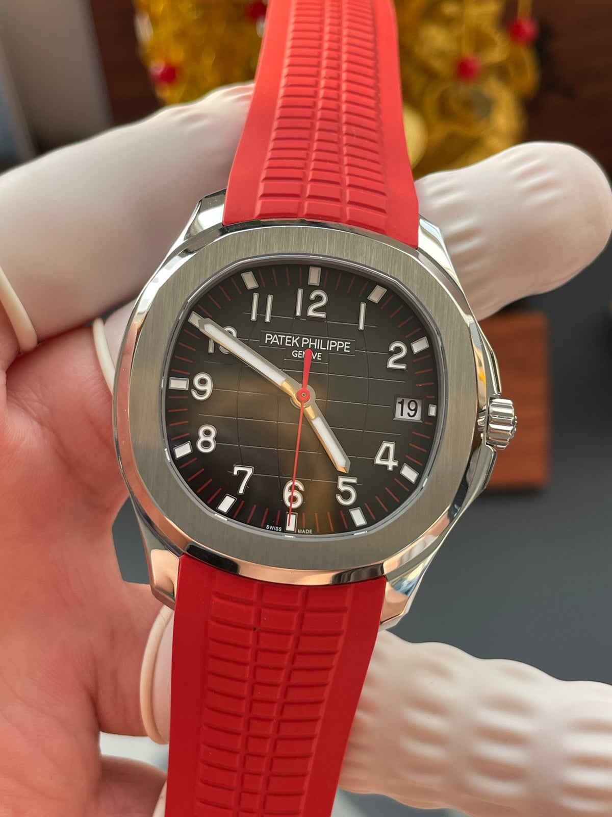 Aquanaut 5167A-001 Stainless Steel Singapore Edition