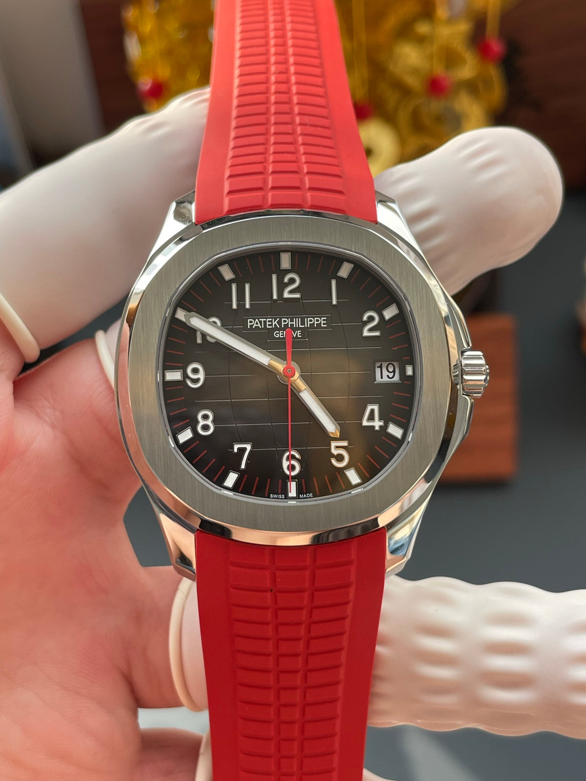 Aquanaut 5167A-001 Stainless Steel Singapore Edition