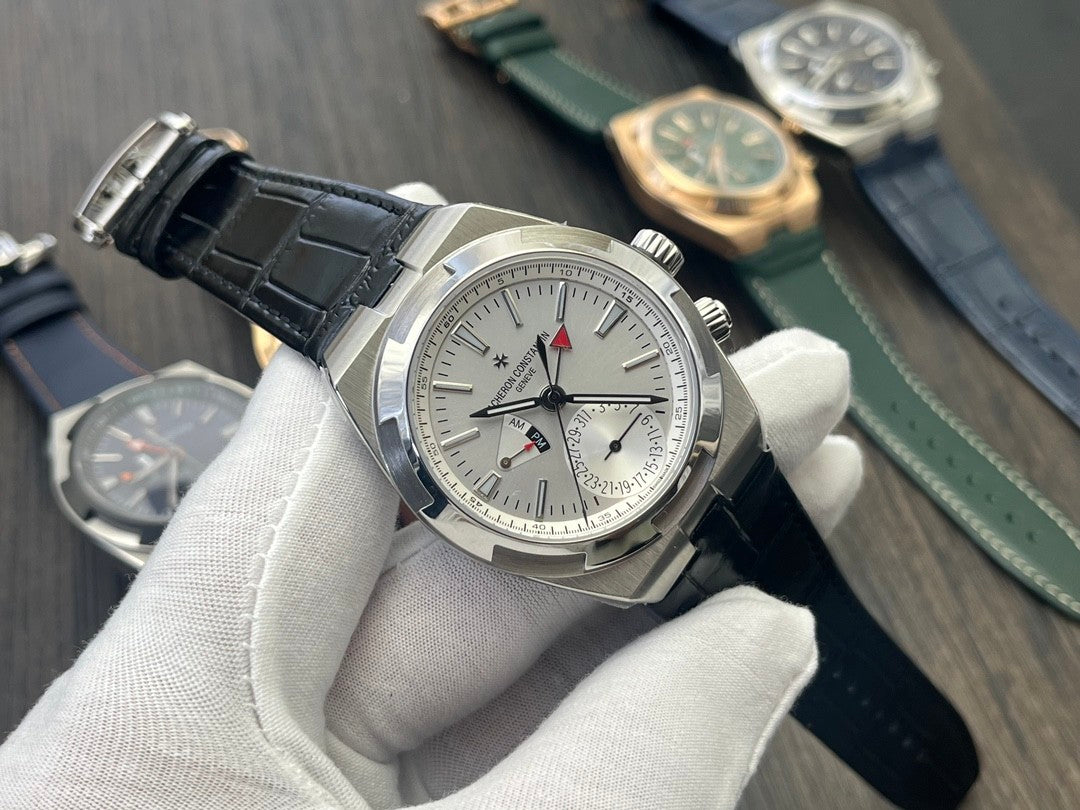 VC 7900V/110A-B333 Silver Dial Stainless Steel