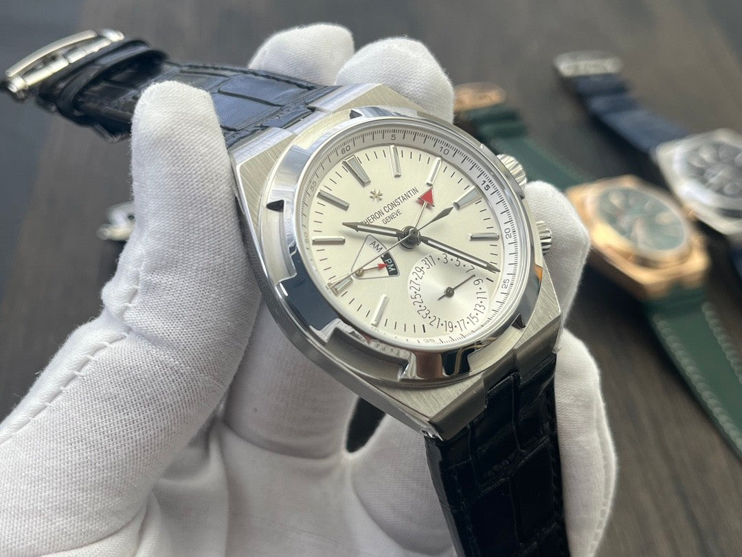VC 7900V/110A-B333 Silver Dial Stainless Steel