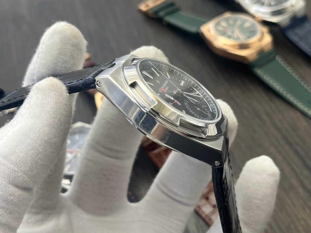 VC 7900V/110A-B546 Black Dial Stainless Steel