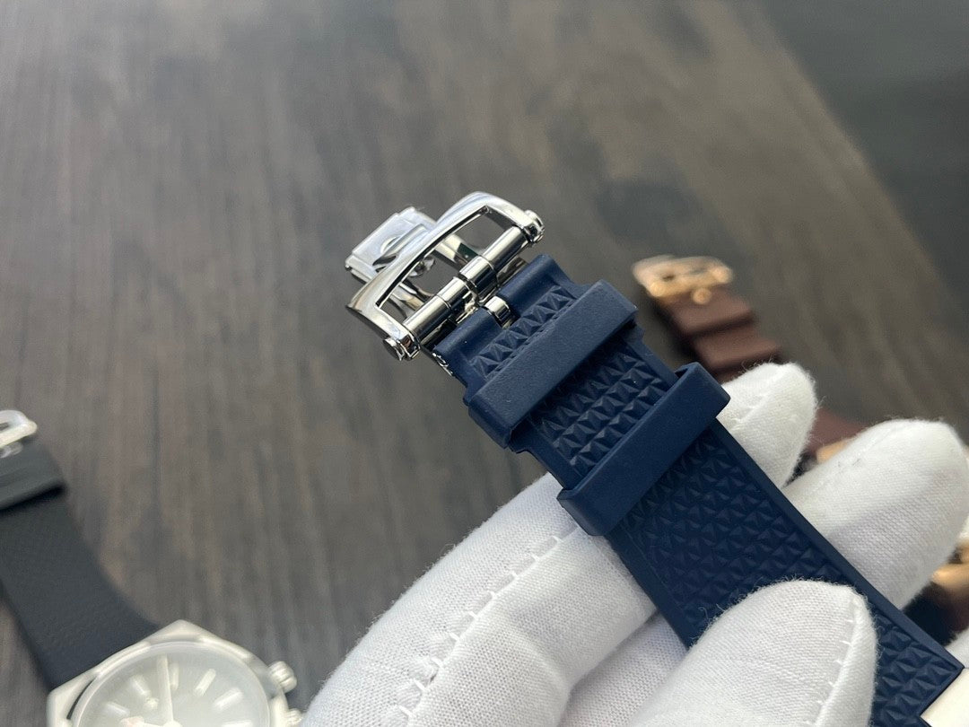 VC 7920V/210A-B334 Blue Dial