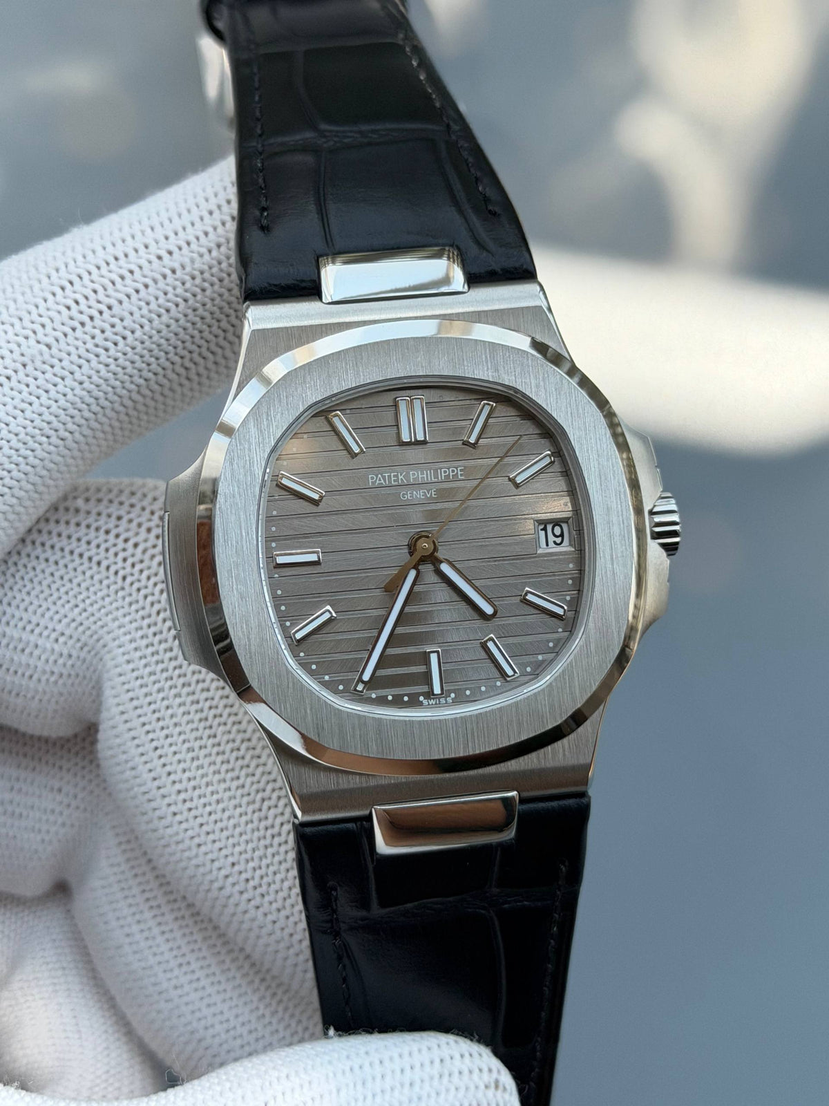 Nautilus 5711 WG Gray