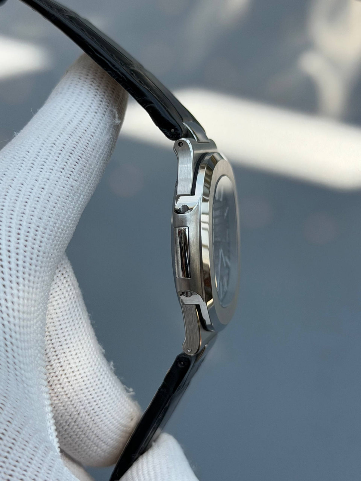 Nautilus 5711 WG Gray