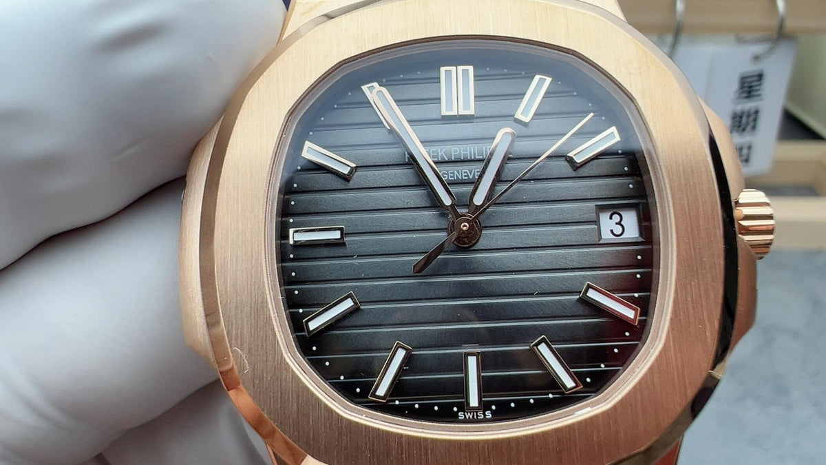 Nautilus 5711R-001 Gray Dial