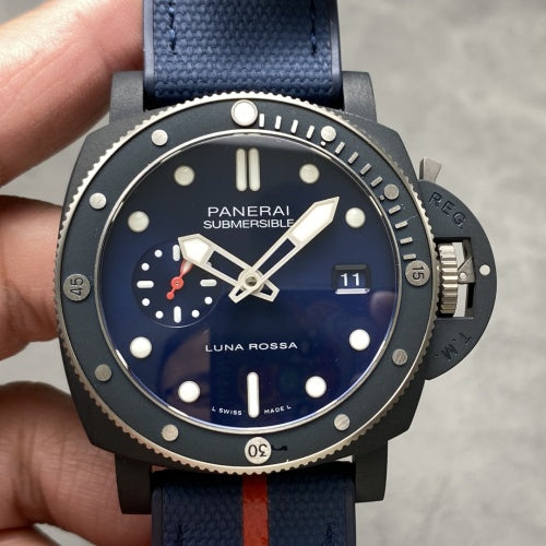 Submersible Luna Rosa PAM01466